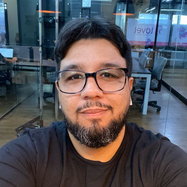 Carlos Bezerra